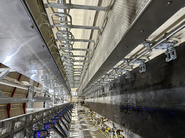 Modern dairy installation